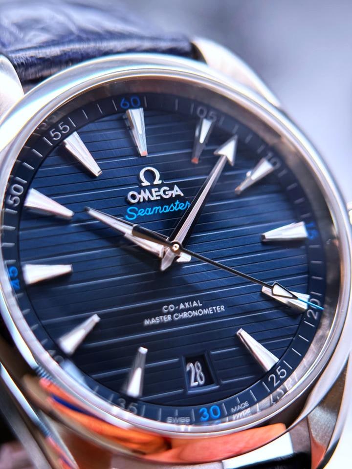 Omega Seamaster Aqua Terra 2022 kompletní sada modrý ciferník 41mm kožený řemínek, 220.13.41.21.03.001 — 1 z 11