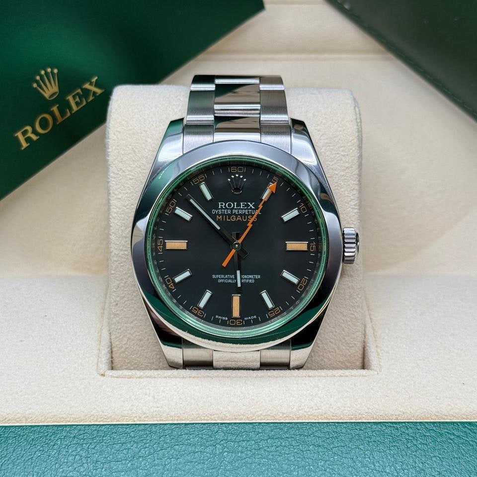 Rolex Milgauss Schwarzes Zifferblatt Edelstahl Glatte Lünette Oyster-Armband, 116400GV — 1 von 8