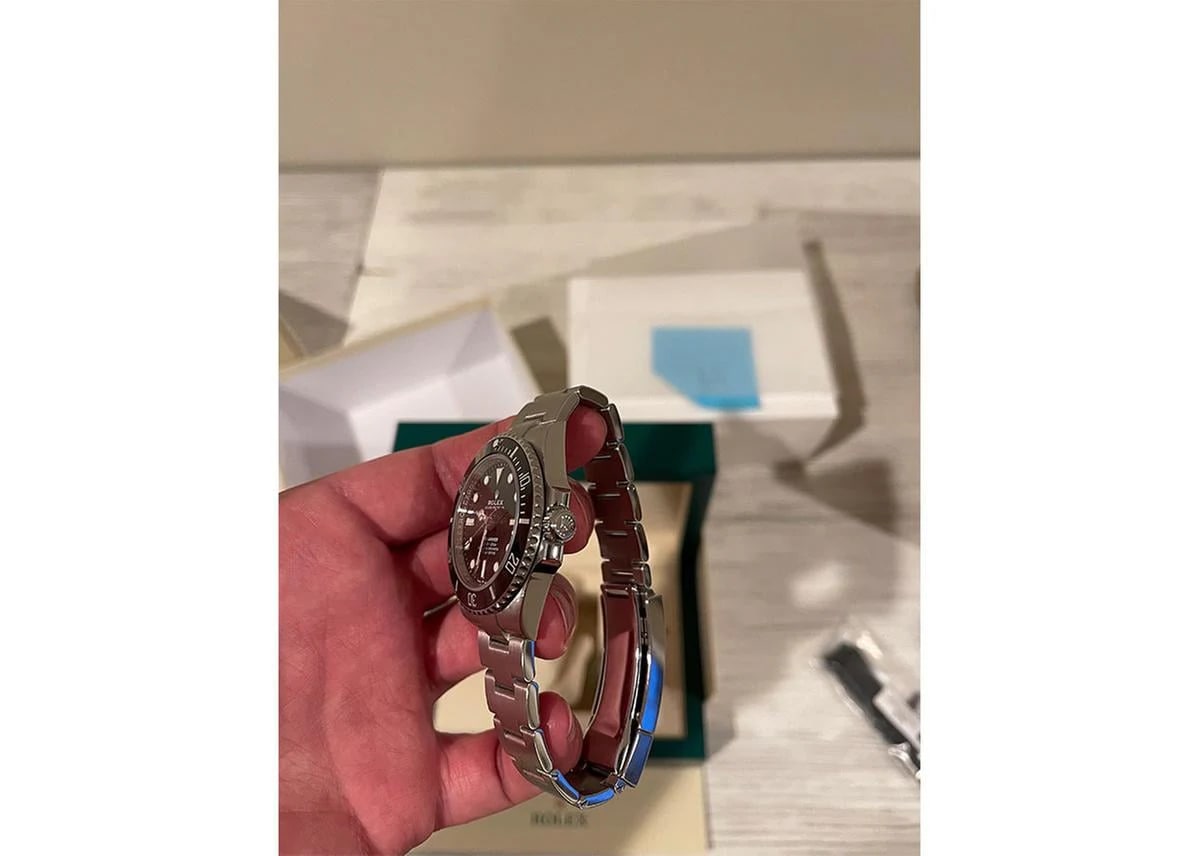 Rolex Submariner 2023 Box & Papiere alle Glieder — 1 von 9