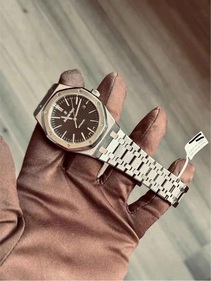 Audemars Piguet Royal Oak Selfwinding 41 mm Edelstahl 15400ST — 2 von 10