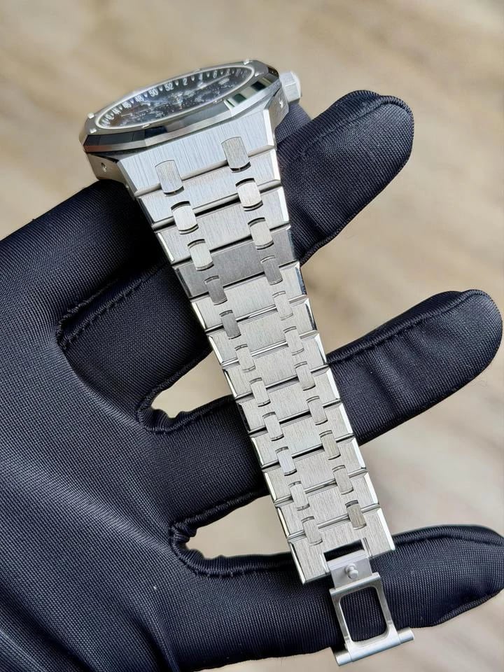 Audemars Piguet Royal Oak Perpetual Calendar 41mm blaues Zifferblatt Weißgold John Mayer — 2 von 9