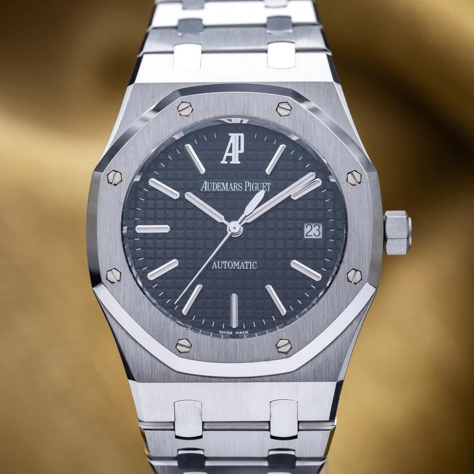 Audemars Piguet Royal Oak Selfwinding 39mm černý ciferník nerezová ocel 15300ST.OO.1220ST.03 — 1 z 15