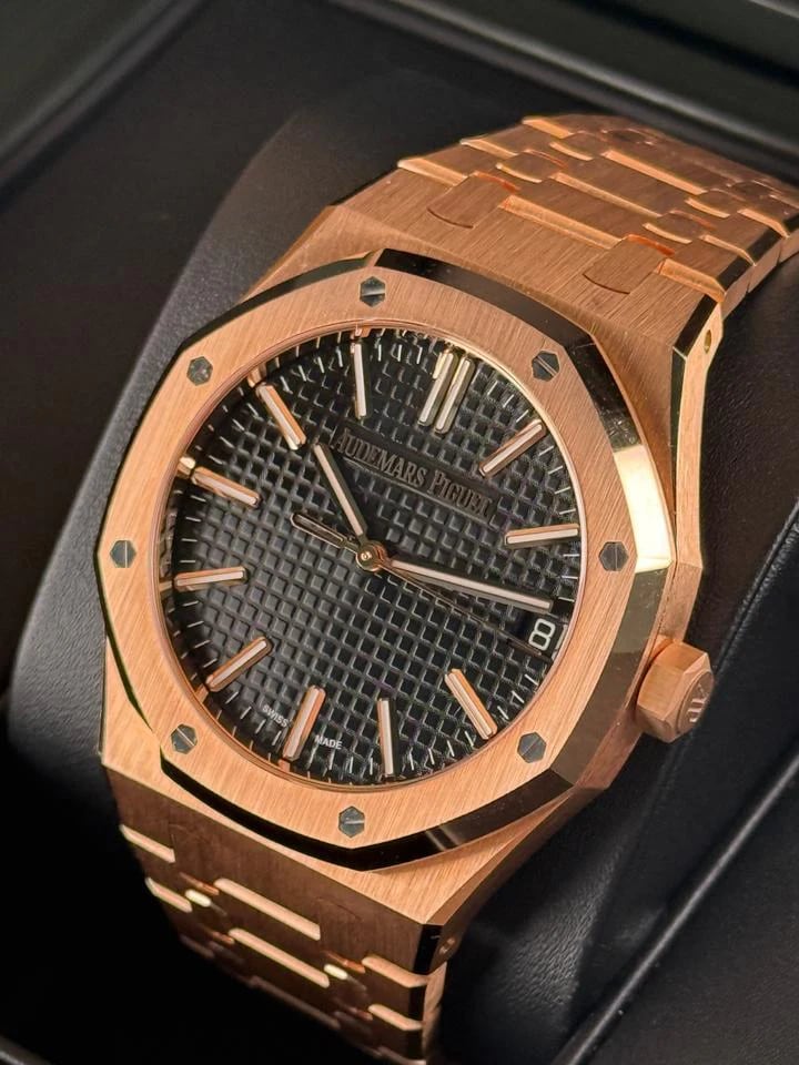 Audemars Piguet Royal Oak Selfwinding 41mm schwarzes Zifferblatt Roségold — 2 von 7