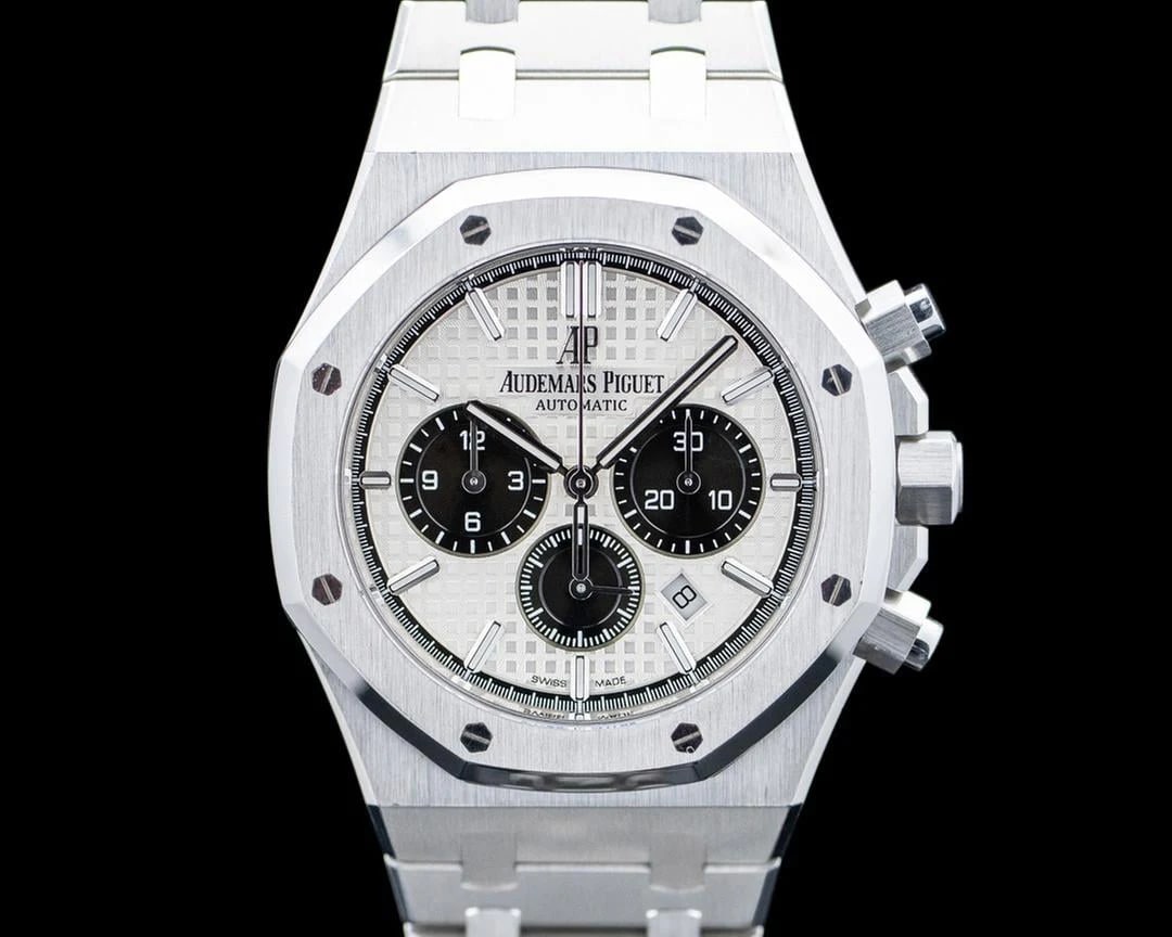 Audemars Piguet Royal Oak Chronograph 41mm silbernes Zifferblatt Edelstahl — 1 von 5