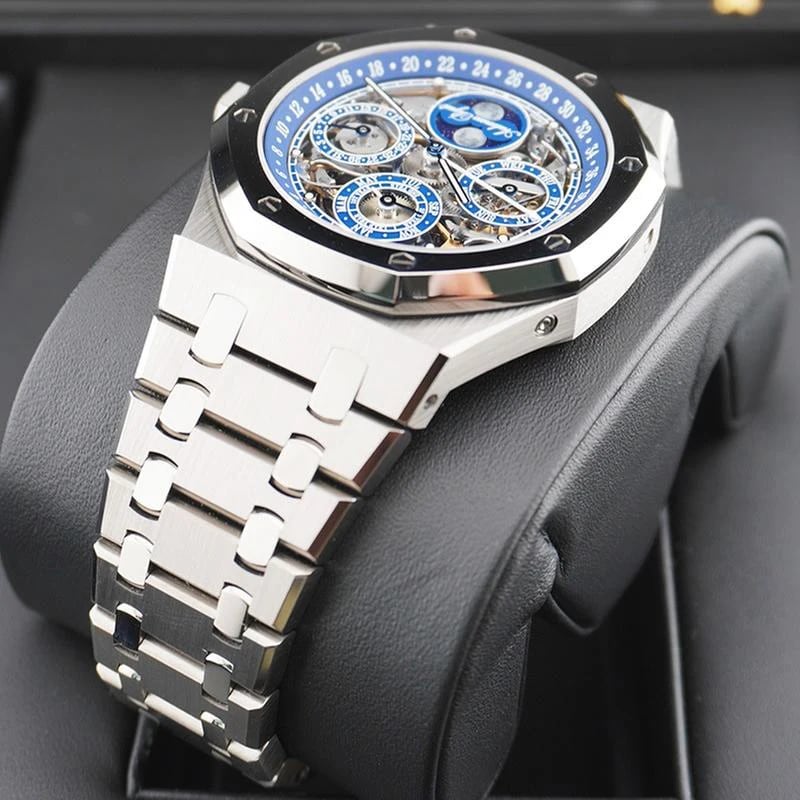 Audemars Piguet Royal Oak Ewiger Kalender Openworked 41mm Titan und BMG — 2 von 7