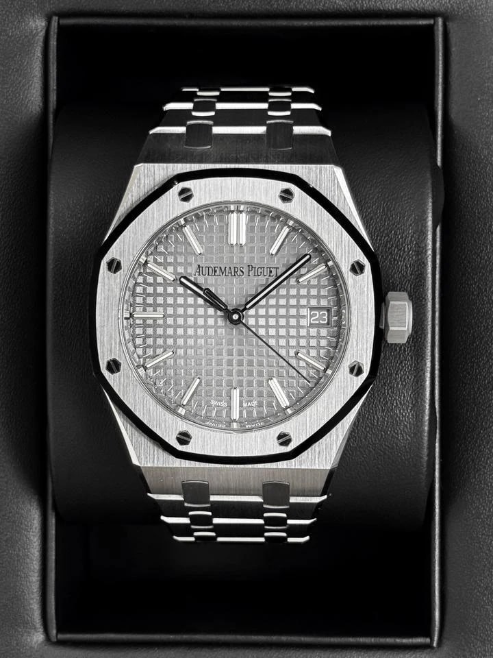 Audemars Piguet Royal Oak Selfwinding 37mm graues Zifferblatt Edelstahl — 1 von 9