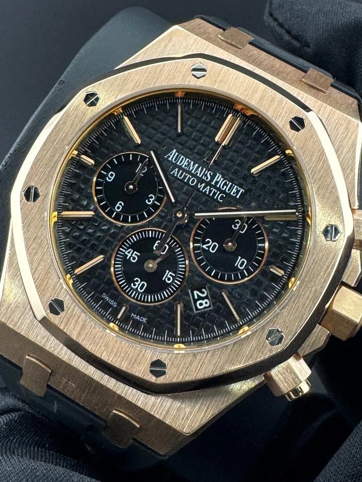 Audemars Piguet Royal Oak Chronograph 41 mm schwarzes Zifferblatt Roségold Lederarmband — 2 von 6
