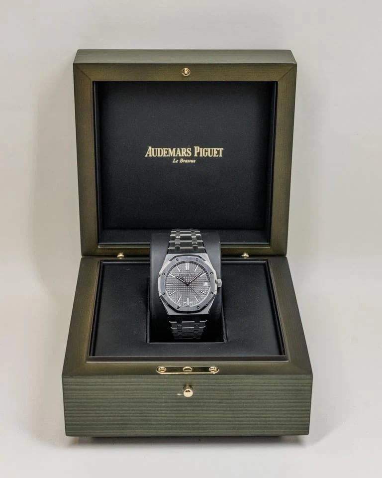 Audemars Piguet Royal Oak Selfwinding 41 mm graues Zifferblatt Edelstahl — 2 von 10