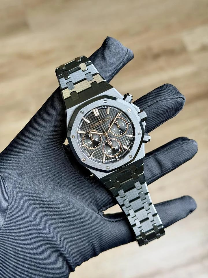 Audemars Piguet Royal Oak Chronograph 41mm schwarzes Zifferblatt schwarze Keramik — 1 von 7