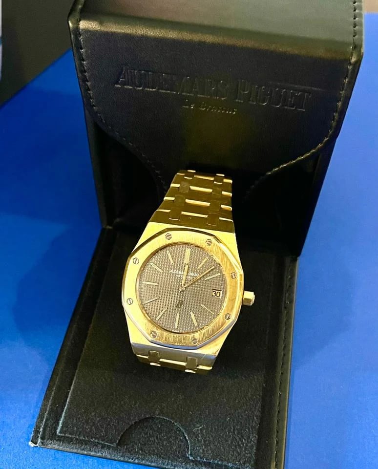 Audemars Piguet Royal Oak Jumbo 39 mm Edelstahl — 2 von 9