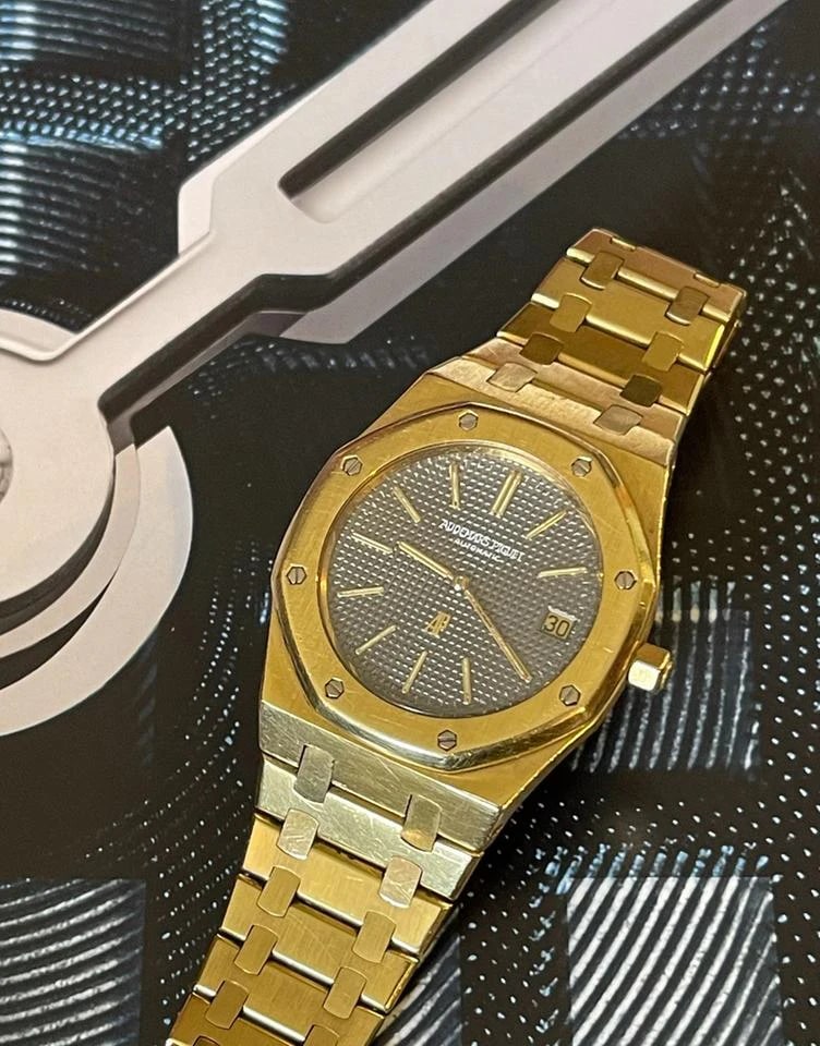 Audemars Piguet Royal Oak Jumbo 39 mm Edelstahl — 1 von 9