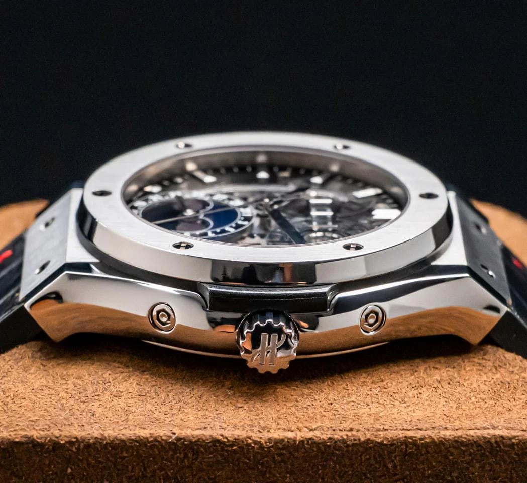 Hublot Classic Fusion Aerofusion Moonphase Titanium 45 mm Skelett Automatik Alligatorleder — 2 von 16
