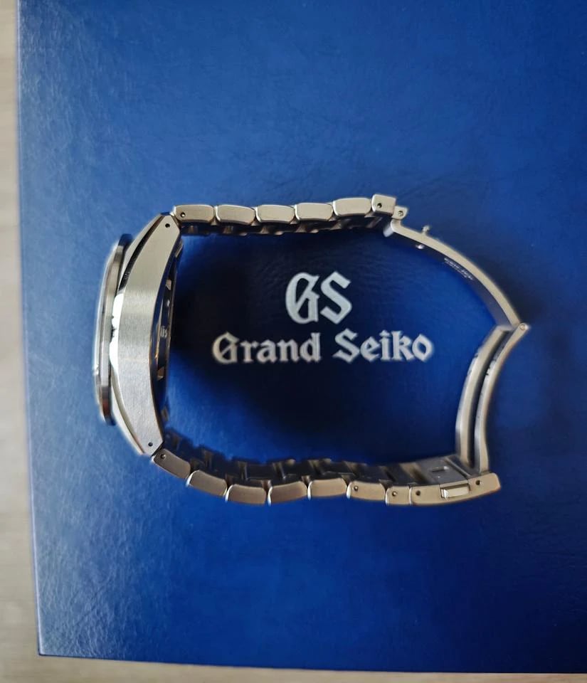 Grand Seiko Evolution 9 Spring Drive GMT 41mm Mist Flake Zifferblatt High-Intensity Titan — 2 von 10