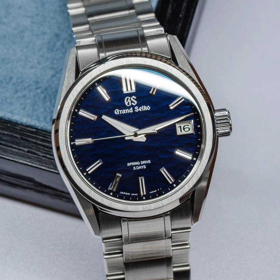 Grand Seiko Evolution 9 Spring Drive 40mm Lake Suwa blaues Zifferblatt Edelstahl — 1 von 7